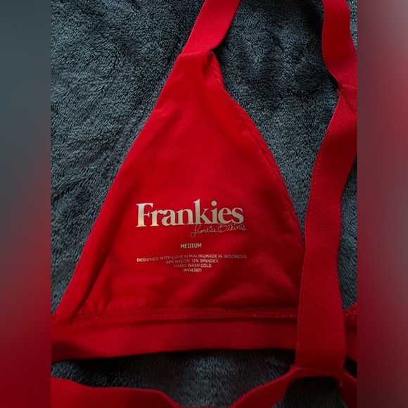 Frankie’s bikinis - Picture 6 of 6